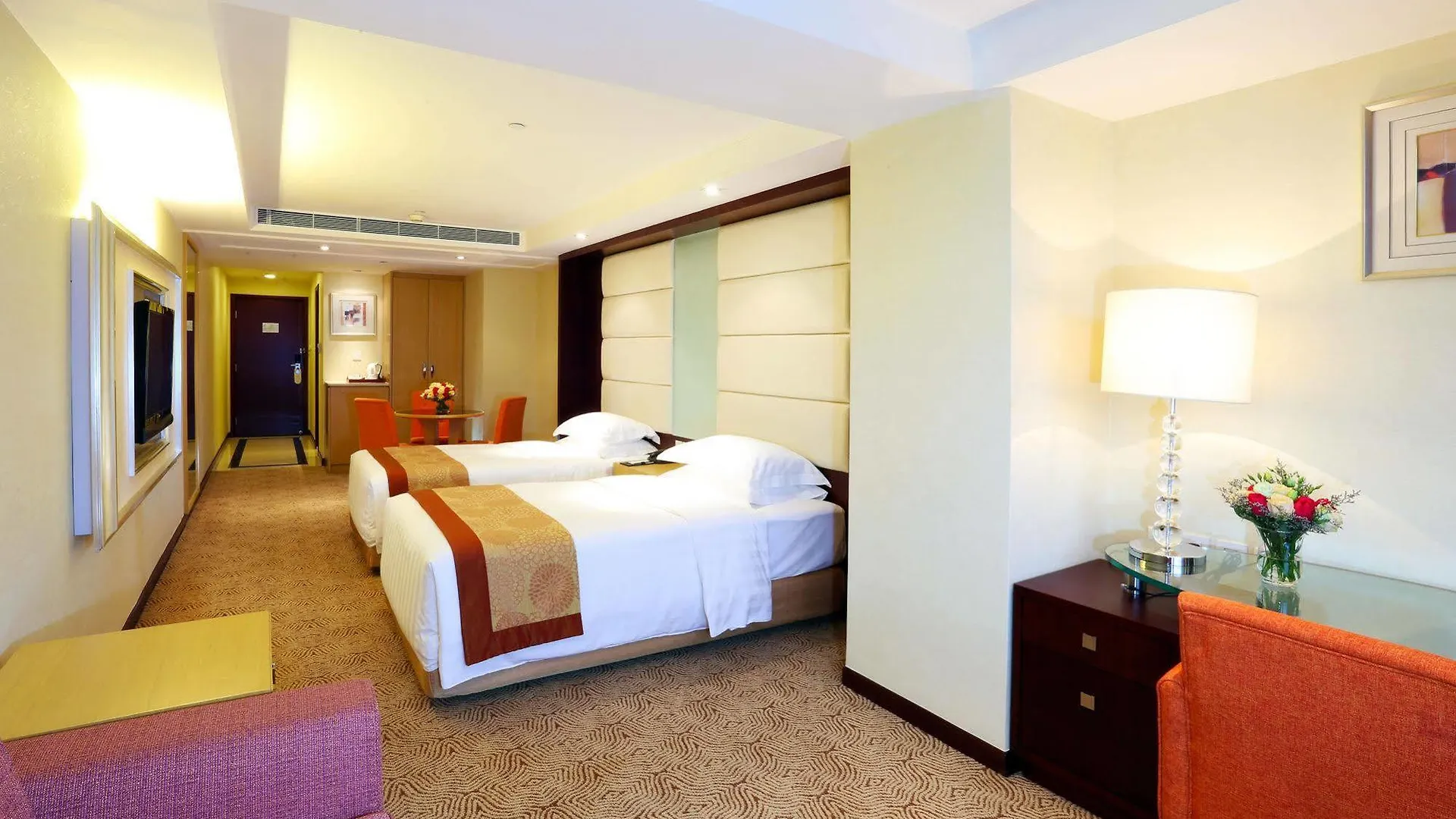 Casa Real Hotel Macau 4*,